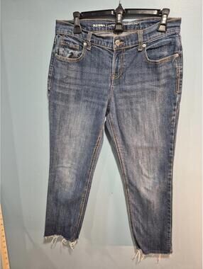 Old Navy Boyfriend Straight Crop Jeans